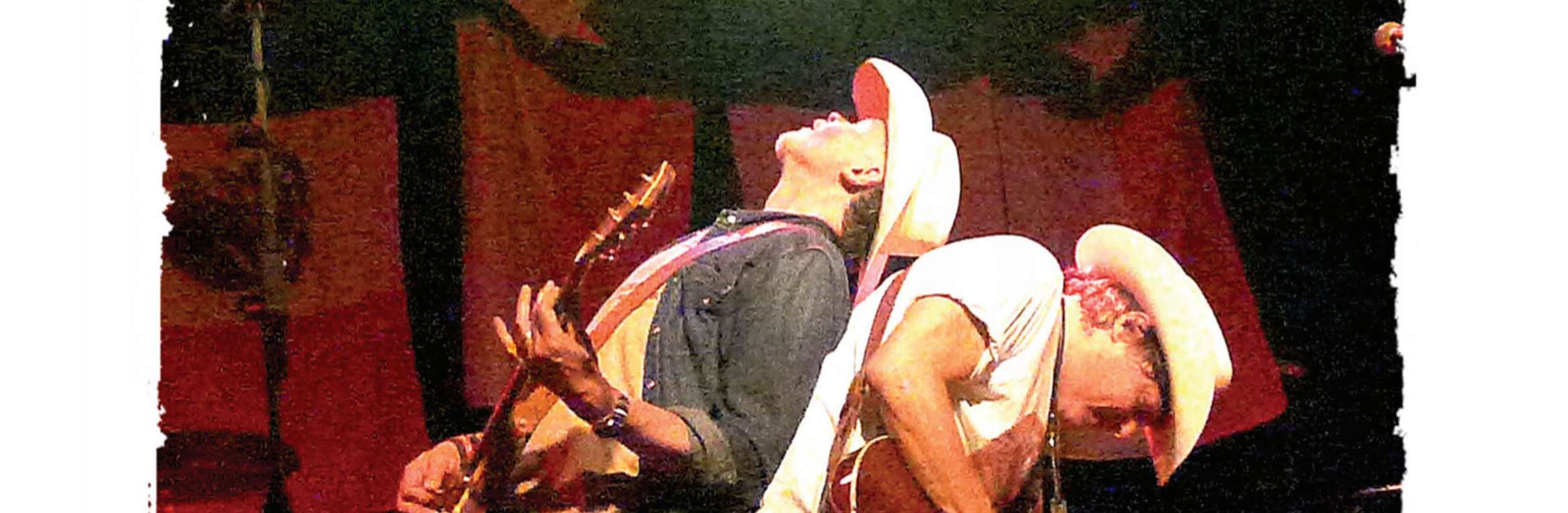 Los Pacaminos ft Paul Young